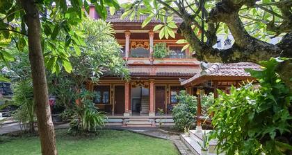 Indopurejoy House - Komala Indah Cottages - Hostel
