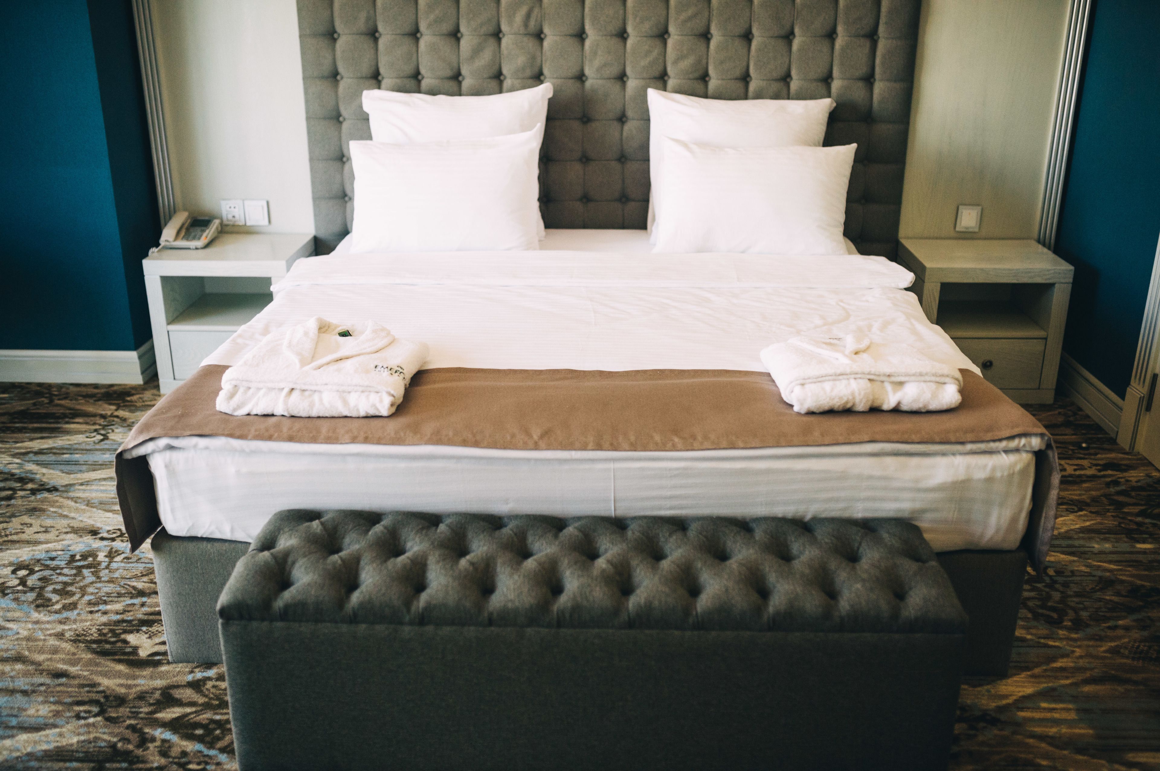 suite | minibar, in-room safe, desk, blackout curtains