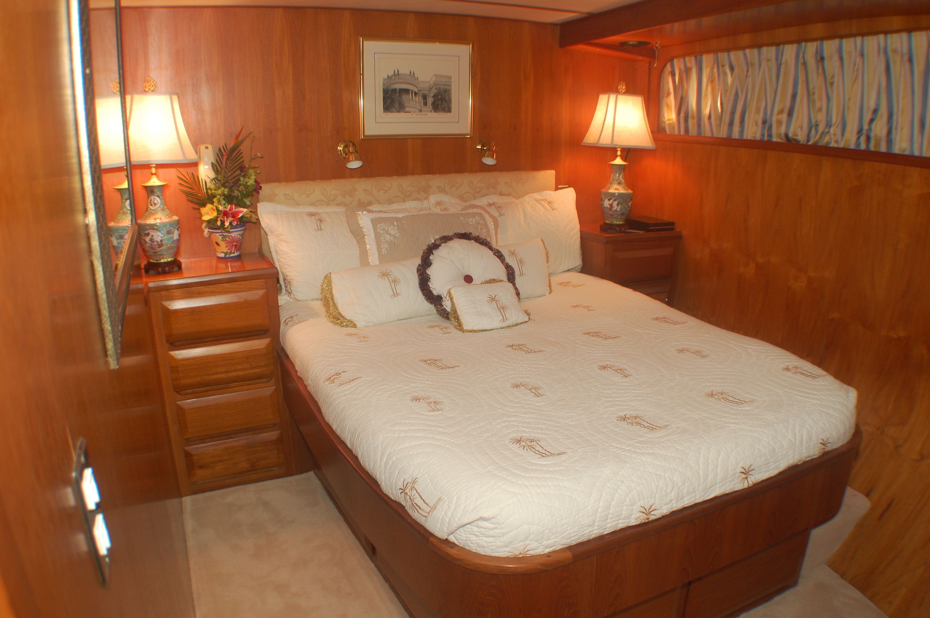 Deluxe Cabin | 3 bedrooms, premium bedding, individually decorated