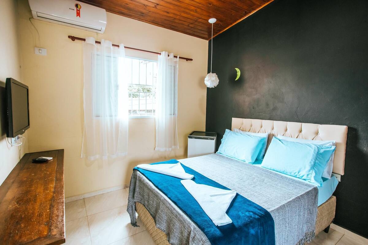 Minibar, blackout curtains, free WiFi, individually furnished