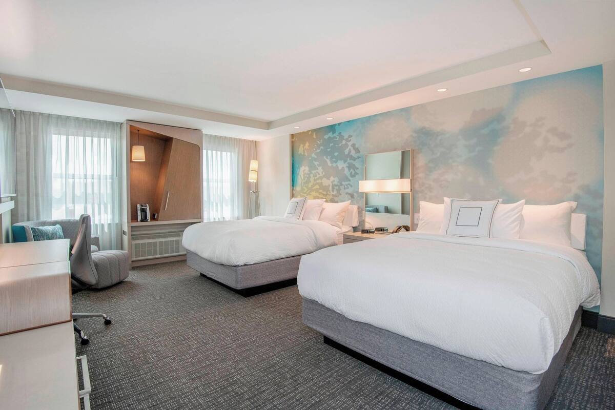 In-room safe, desk, iron/ironing board, cots/infant beds