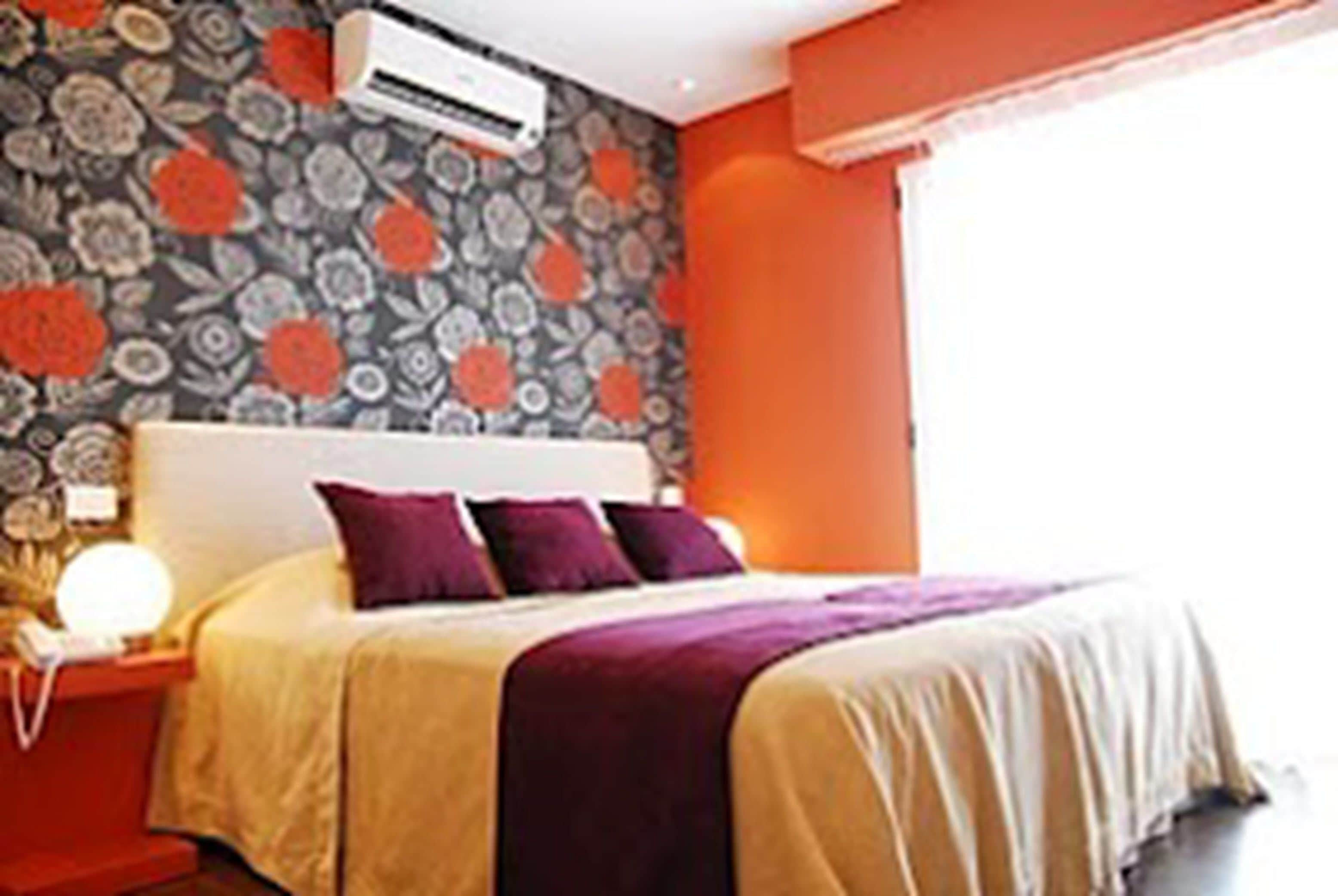 suite | premium bedding, minibar, in-room safe, individually decorated