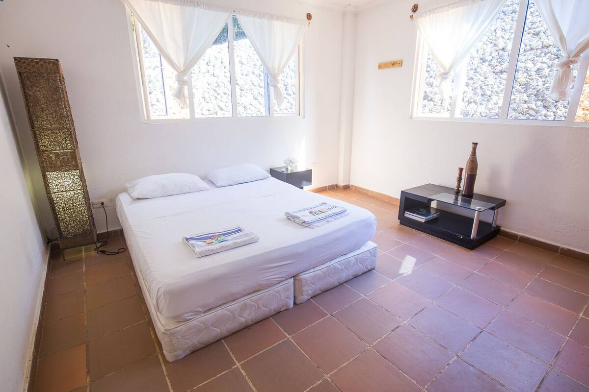 Blackout curtains, free WiFi, bed sheets