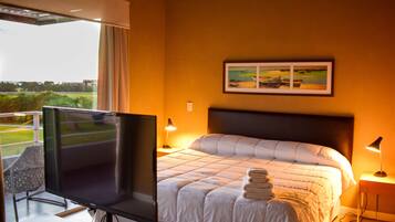 Junior Studio | Individually decorated, individually furnished, blackout curtains