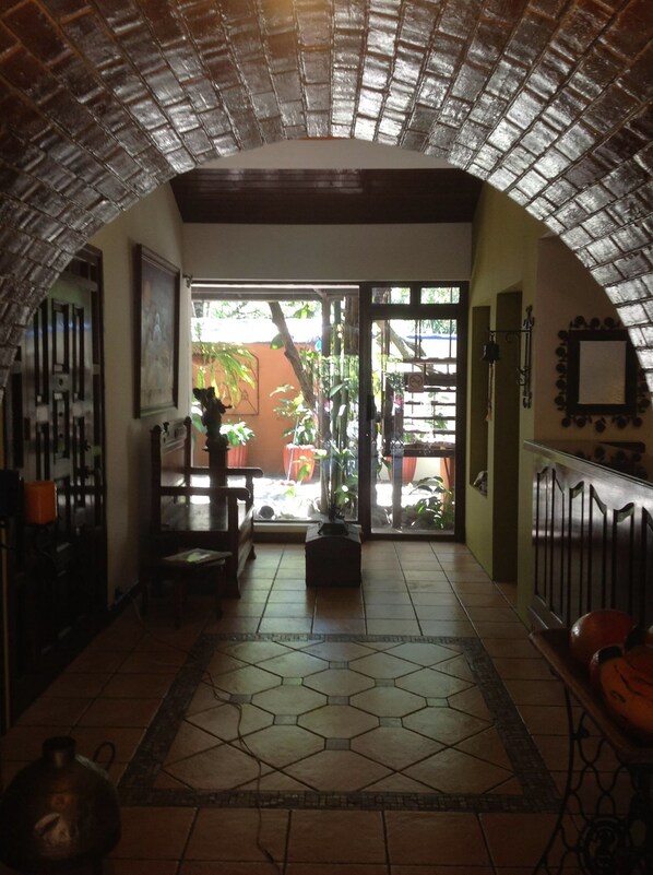 Lobby - Apart-Hotel Posada San Judas (Guatemala City)