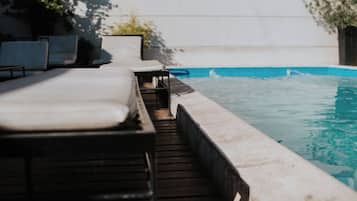 Seasonal outdoor pool