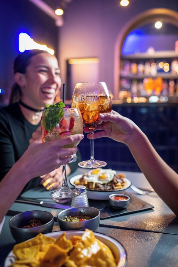 Restaurant - Premium Tower Suites (Mendoza)