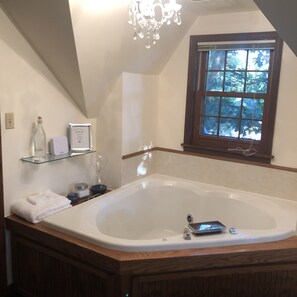 Economy Single Room | Private spa tub