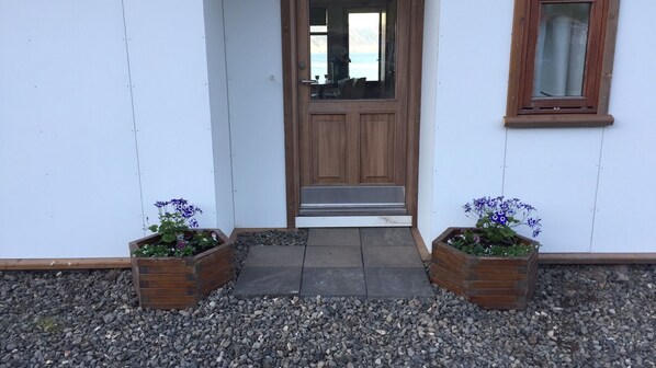 Property entrance - Steinn Farm Private Apartment (Skagafjörour)