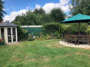 Free daily local cuisine breakfast - Copperfields Guesthouse (Norwich)