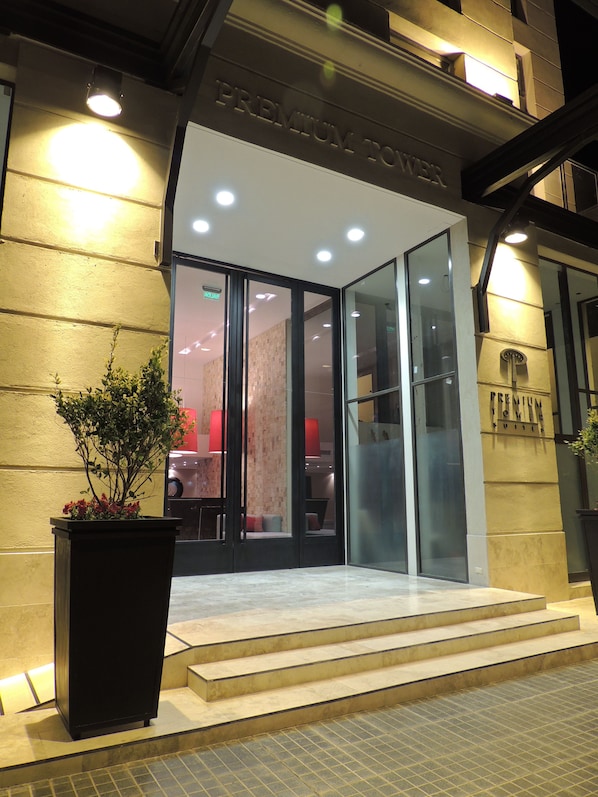 Ilmainen päivittäinen täysi aamiainen