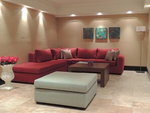 Interior - Premium Tower Suites San Luis (San Luis)