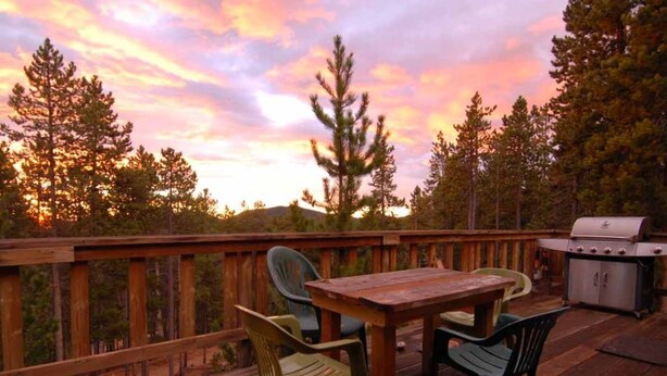 Room | Terrace/patio - The Wilderness Cottage (Evergreen)