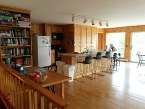 Rum | Vardagsrum | Tv och dvd-spelare