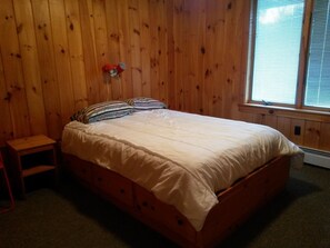 Room - Dodge View (Rangeley)