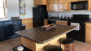 Private kitchen - Dilly Lodge (Rangeley)