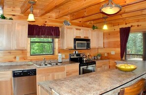 客房 | 私人厨房 | 冰箱、微波炉、茶具/咖啡用具