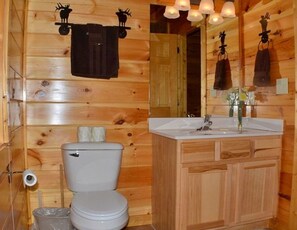 Bathroom - Dejaview Private Setting (Sevierville)