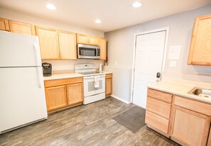 Zimmer | Eigene Küche