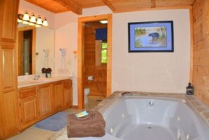 Habitación | Baño | Tina y regadera independientes 