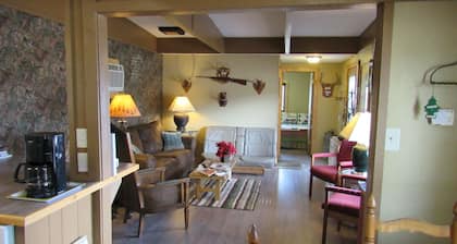 Uncle Billy Bob's Redneck Trailers Vacation Rentals #2