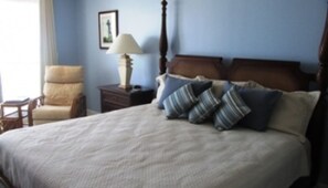 Room | 3 bedrooms, iron/ironing board
