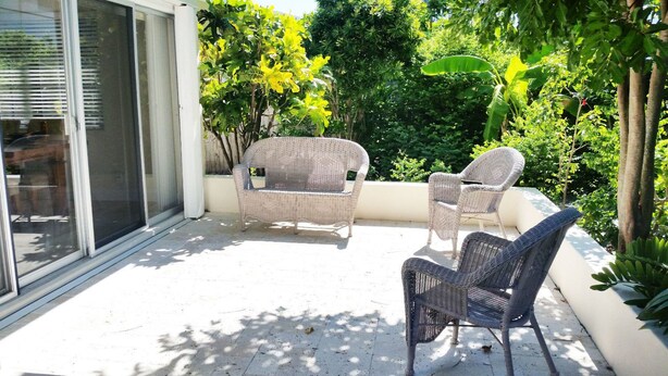 Room | Terrace/patio - Private Beach and Pool house (Pompano Beach)
