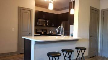 客房 | 私人廚房 | 電冰箱、微波爐、咖啡機/沖茶器