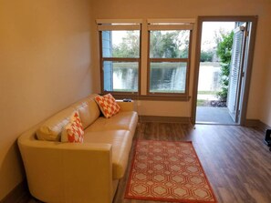 Habitación | Sala de estar | Televisión 