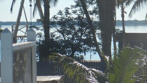 Unclassified image, 5 of 15, button - BIMINI LOFTS Across from Big Game club - 1 of 2 furnished apartments (Alice Town)