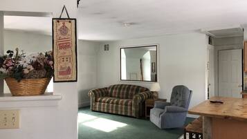 Chambre | Coin séjour | Télévision