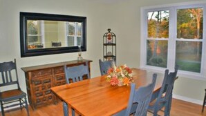 In-room dining - Cypress Ridge (Townsend)