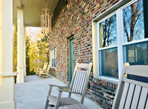 Porch - Cypress Ridge (Townsend)