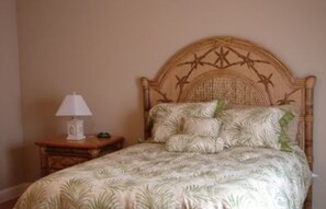 Room | 3 bedrooms, iron/ironing board, cribs/infant beds, free WiFi - Sea Haven (Port Bolivar)