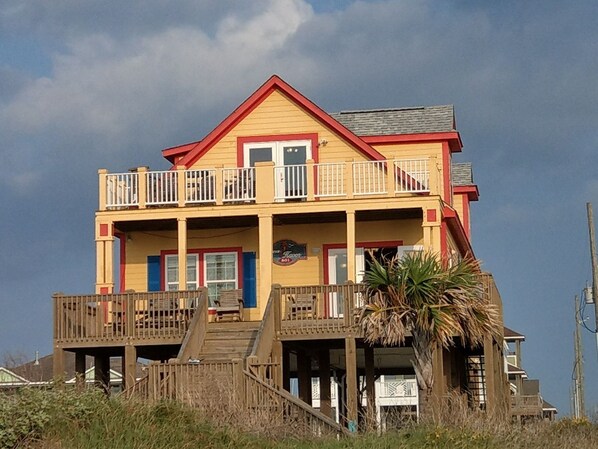 Exterior - Sea Haven (Port Bolivar)