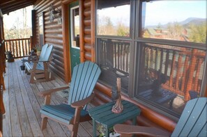 Room | Balcony - Stairway to Heaven (Sevierville)