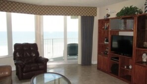 Room | Living room