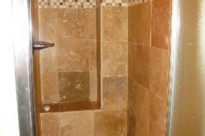Habitación | Ducha del cuarto de baño