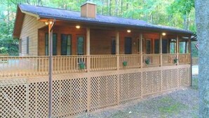 Exterior - Can't Wait to Hibernate (Sevierville)