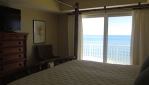 Room | 3 bedrooms, iron/ironing board
