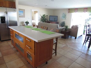 客房 | 私人廚房 | 電冰箱、微波爐、咖啡機/沖茶器