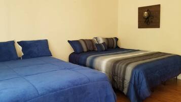 Room | Desk, iron/ironing board