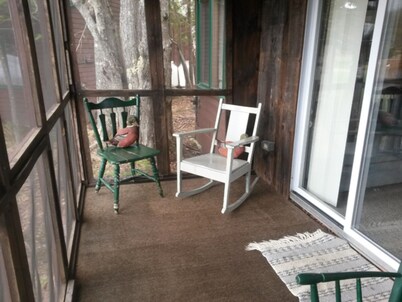 Duck Inn