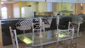 Room | In-room dining - Direct Oceanfront with Superior Ocean Views - 2 BR 2 BA - Grand Coquina 1202 (Daytona Beach Shores)