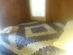 Room | 2 bedrooms - Frost Camp (Rangeley)