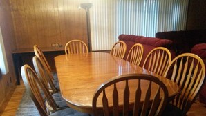 Room | In-room dining - Linehan's (Rangeley)