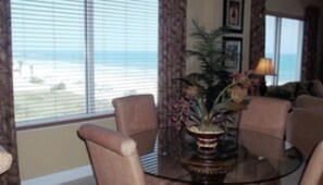 Habitación | Servicio a la habitación