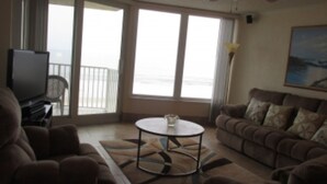Room | Living area | TV - 2 BR 2 BA - Traffic Free Beach - 402 Shores Club (Daytona Beach Shores)