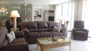 Unclassified image, 4 of 24, button - Sand Dollar 404 - Great Ocean & River Views - 2 BR 2 BA (Daytona Beach Shores)