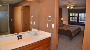Room | Bathroom sink - A Honeybear Hideaway (Gatlinburg)